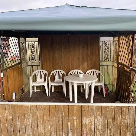 Bungalow Im Gruenen Werneuchen 外观 照片